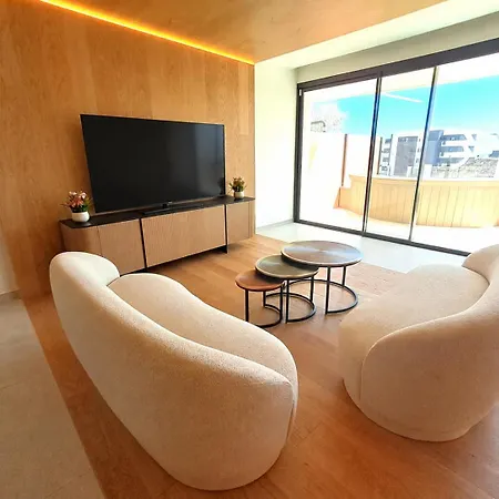 Luxury 2 Bed South El Higueron With Private Plunge Pool Apartmán *
