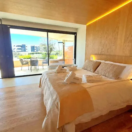 Apartmán Luxury 2 Bed South El Higueron With Private Plunge Pool Fuengirola