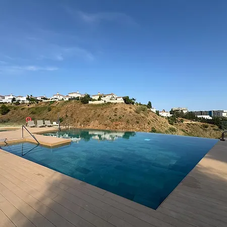 Apartmán Luxury 2 Bed South El Higueron With Private Plunge Pool